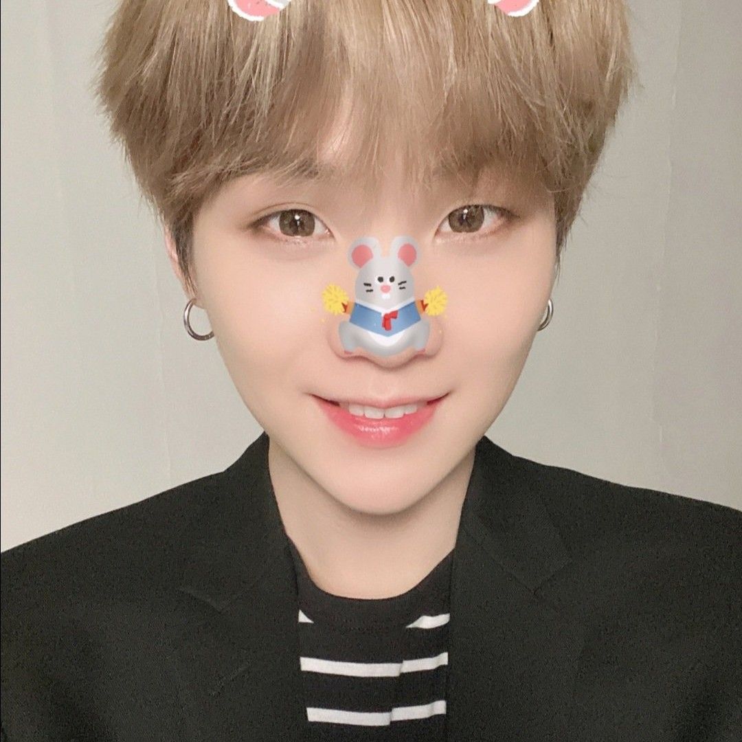 슈가 (방탄소년단)의 최신 사진