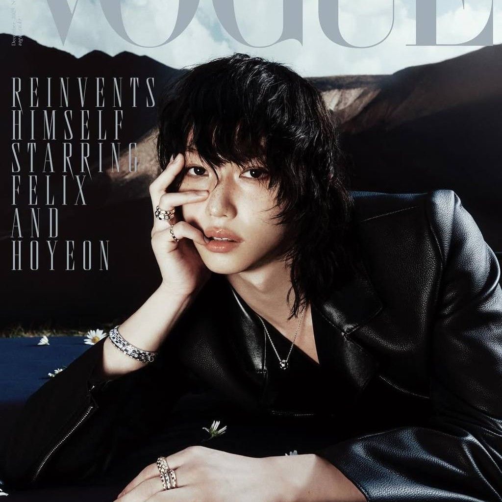 Latest photo of Felix (Stray Kids)