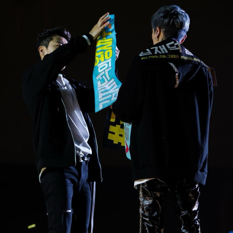 Behind-the-scenes cut of SECHSKIES