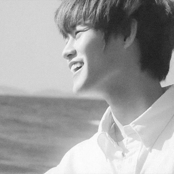 Behind-the-scenes cut of Chenle (NCT DREAM)