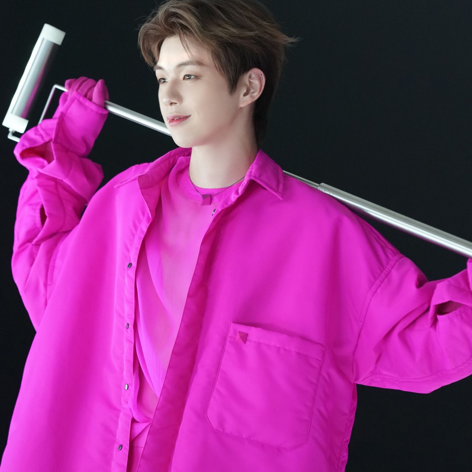 Behind-the-scenes cut of Kang Daniel