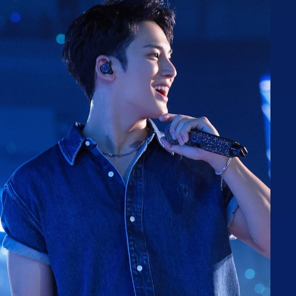 Latest photo of Mingyu (SEVENTEEN)
