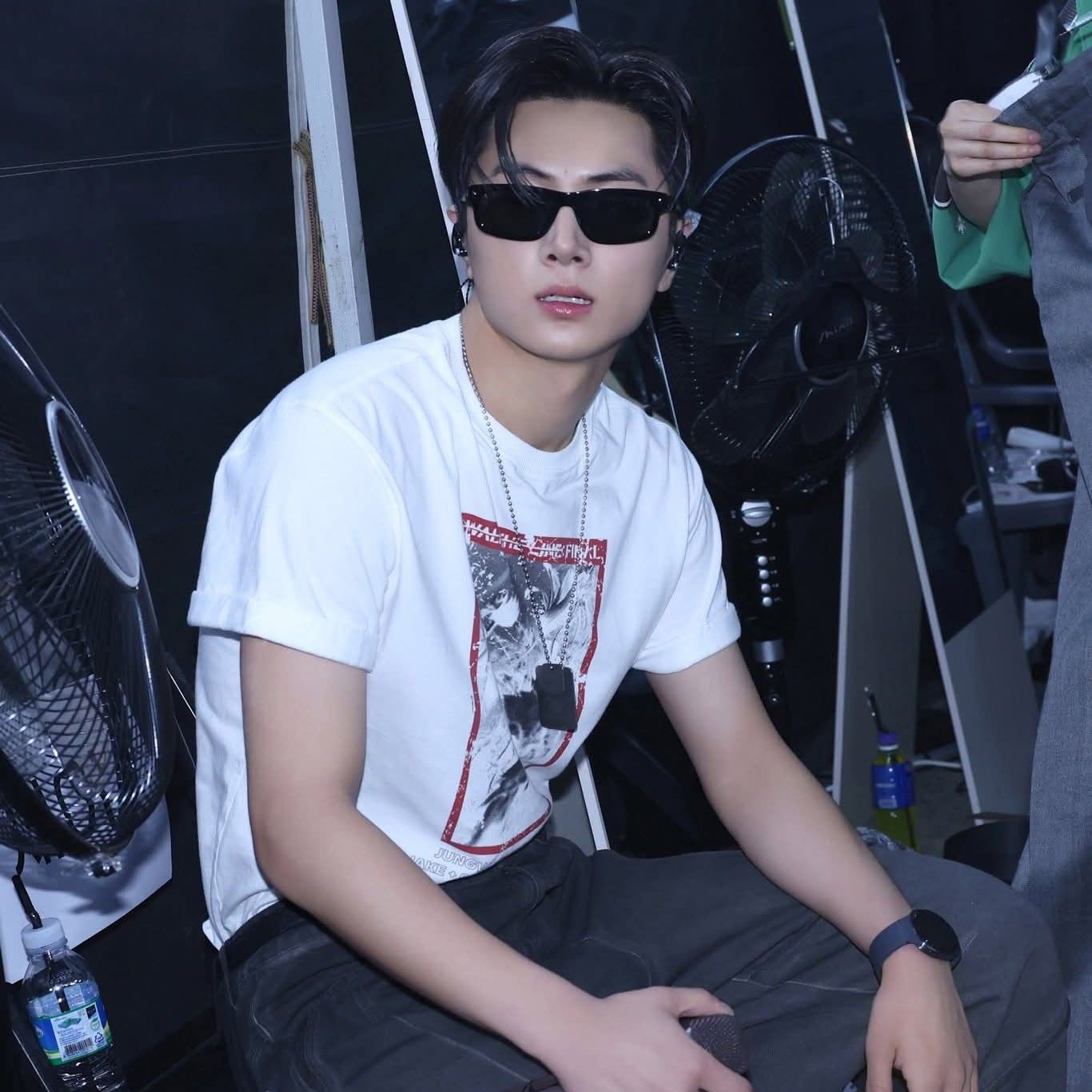 Recent activity shot of Jay (ENHYPEN)