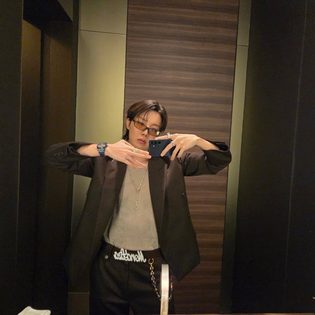 제이홉 (방탄소년단)의 비하인드 컷