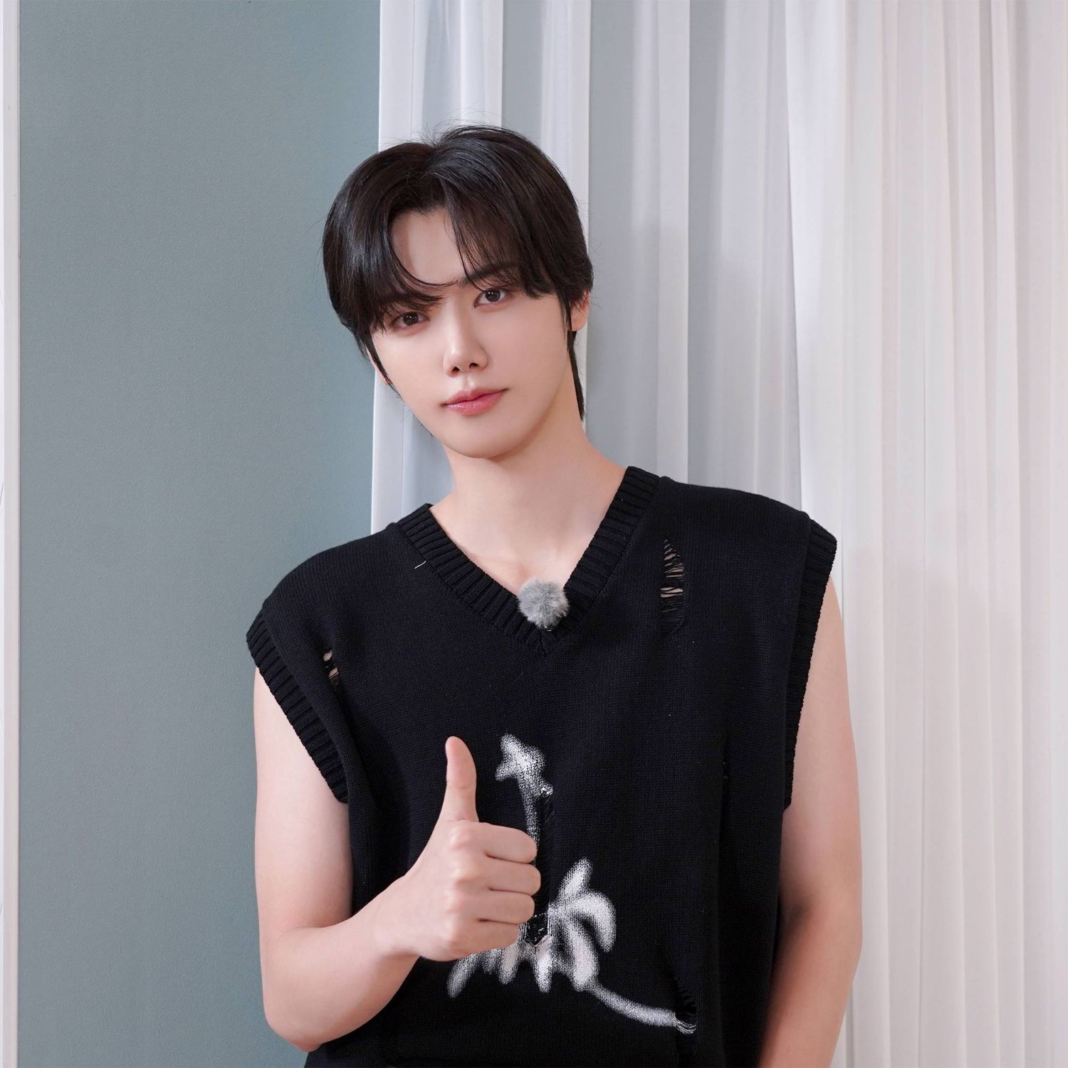 A moment captured by Minhee (CRAVITY)'s fan