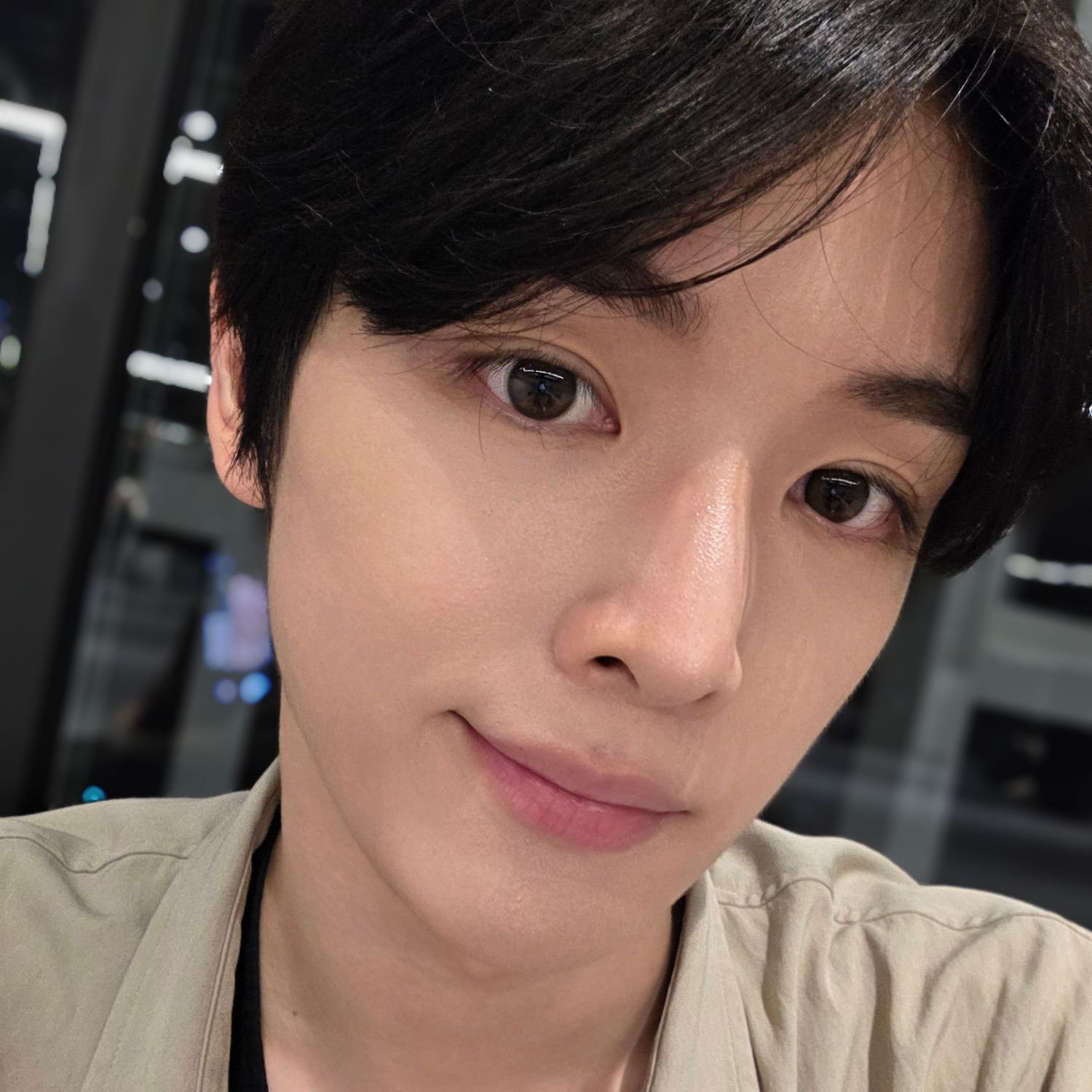 Latest photo of Sungchan (RIIZE)