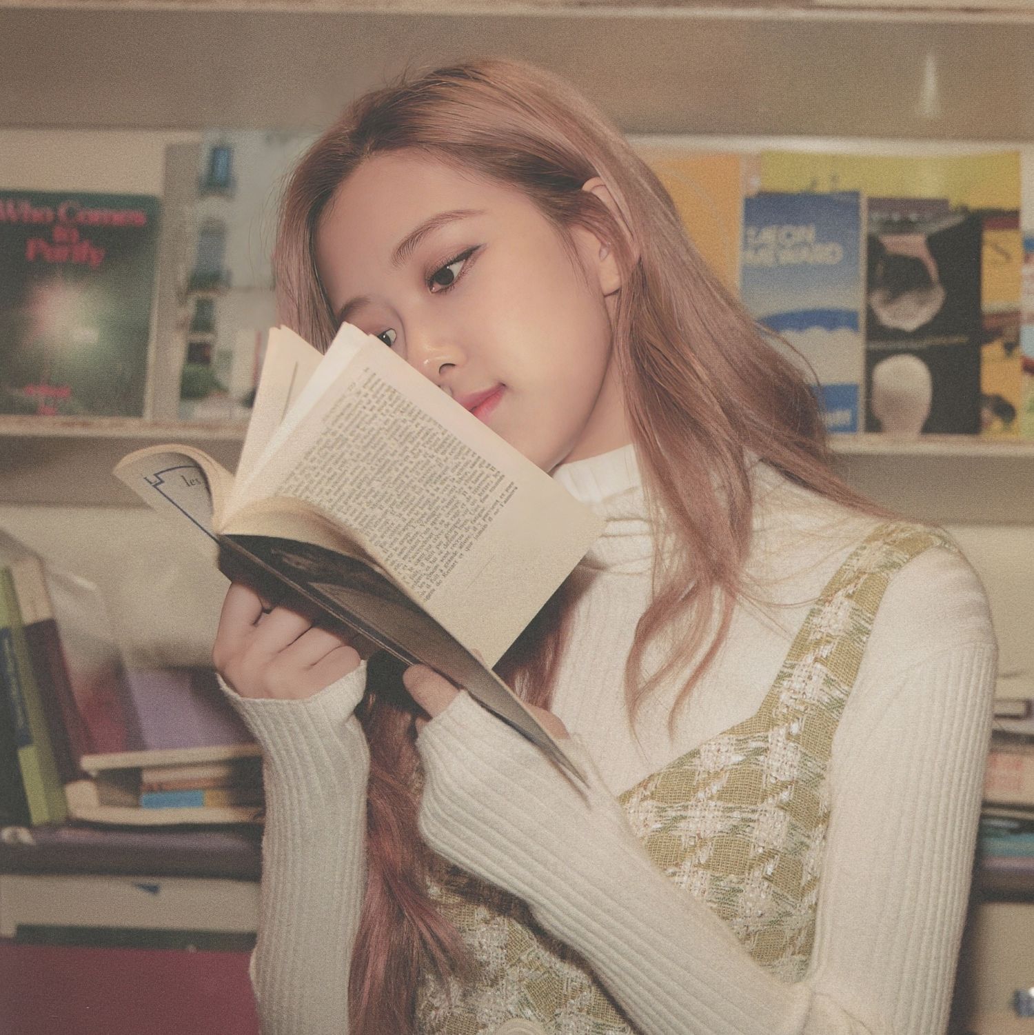 ROSÉ (BLACKPINK)的幕後花絮