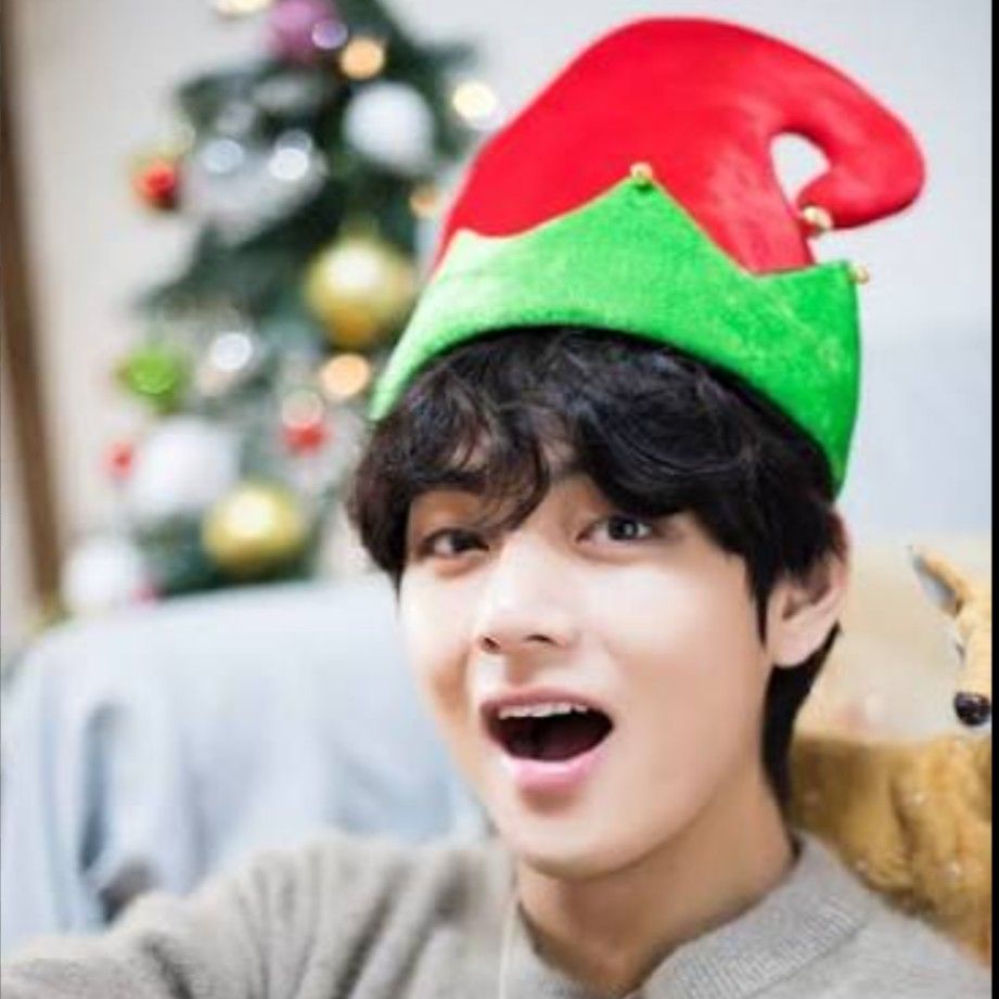 A moment captured by V (BTS)'s fan