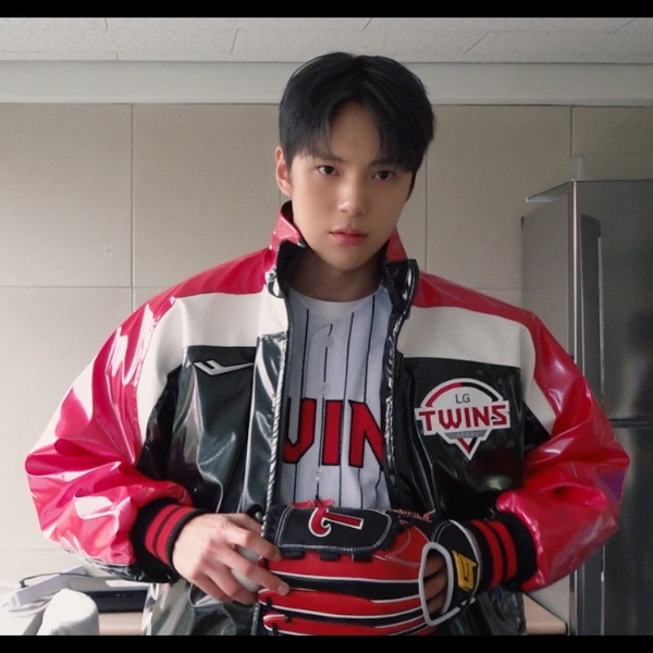 Behind-the-scenes cut of Minhyuk (MONSTA X)