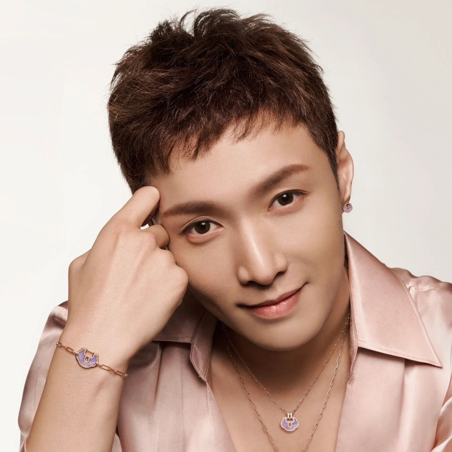 A moment captured by Lay (EXO)'s fan