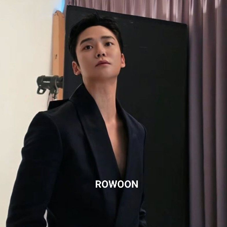 로운의 비하인드 컷