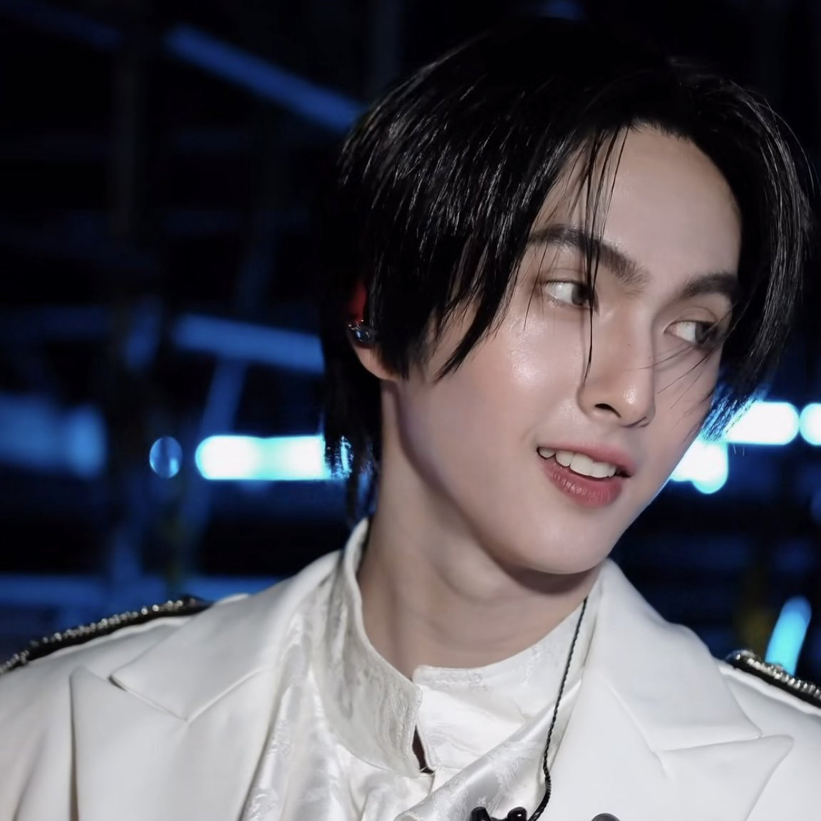 Recent activity shot of Copper (BUS)