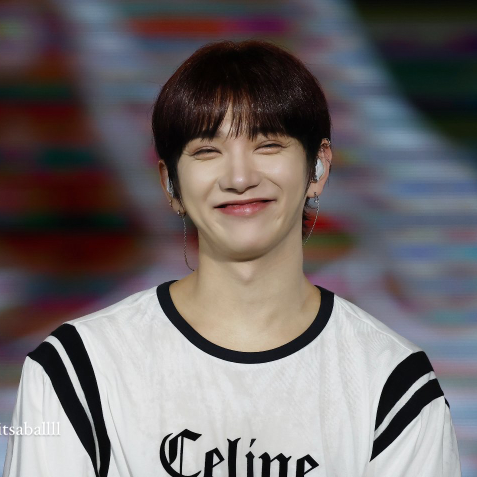 A moment captured by Joshua (SEVENTEEN)'s fan