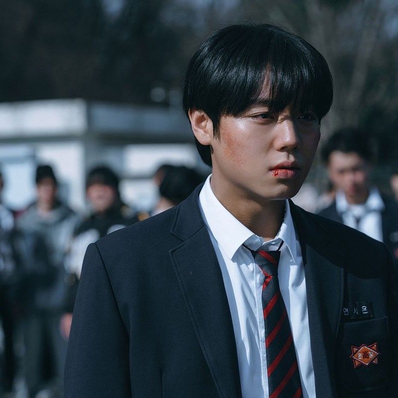 Behind-the-scenes cut of Park Jihoon