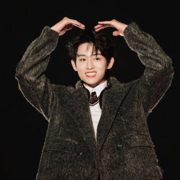 Shining profile picture of WINWIN (WayV) on today's Choeaedol