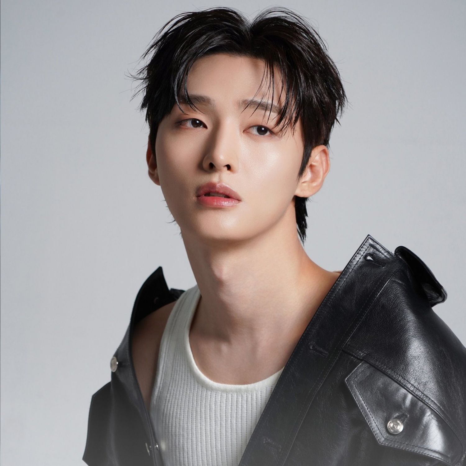 A moment captured by Yoon Jisung's fan