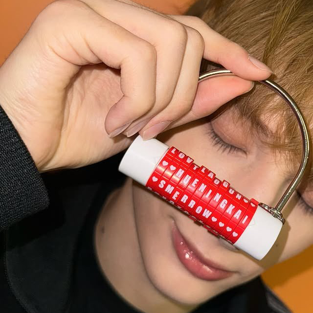 A moment captured by HueningKai (TOMORROW X TOGETHER)'s fan