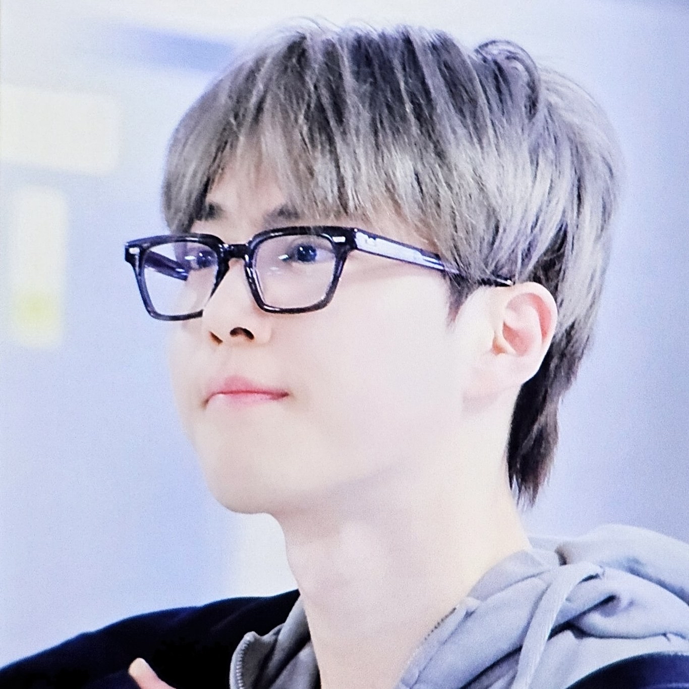 Behind-the-scenes cut of Suho (EXO)