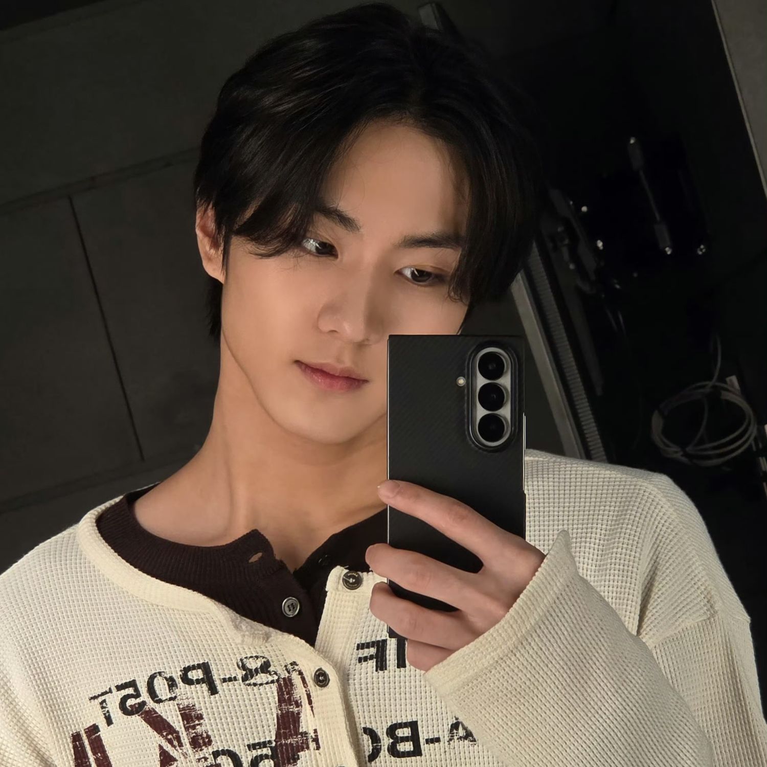 Behind-the-scenes cut of Jungwon (ENHYPEN)