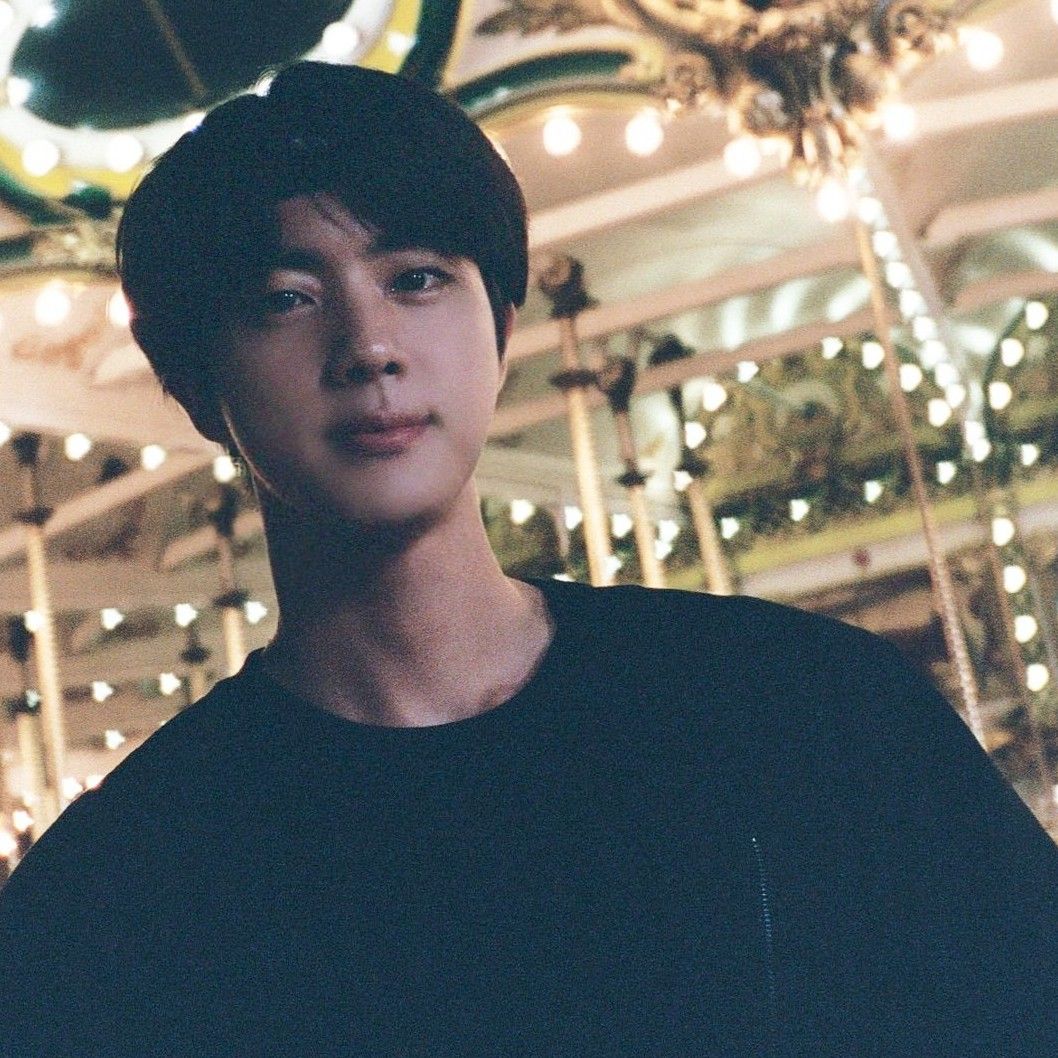 ジン (BTS)の最近の活動写真