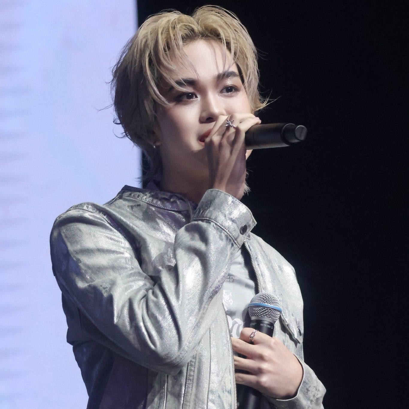 Behind-the-scenes cut of THI-O (NexT1DE)