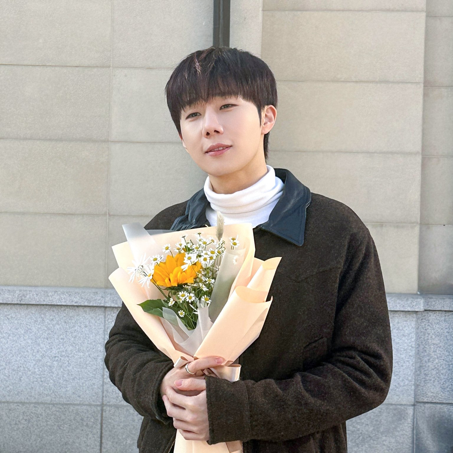 Latest photo of Sungkyu (INFINITE)
