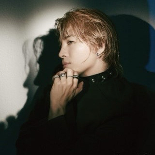 Latest photo of Taeyang (BIGBANG)