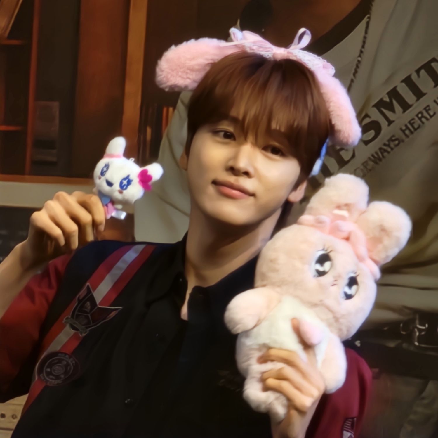 Latest photo of Sungchan (RIIZE)