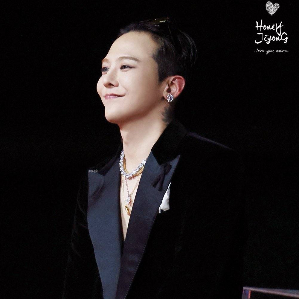 A moment captured by G-DRAGON (BIGBANG)'s fan