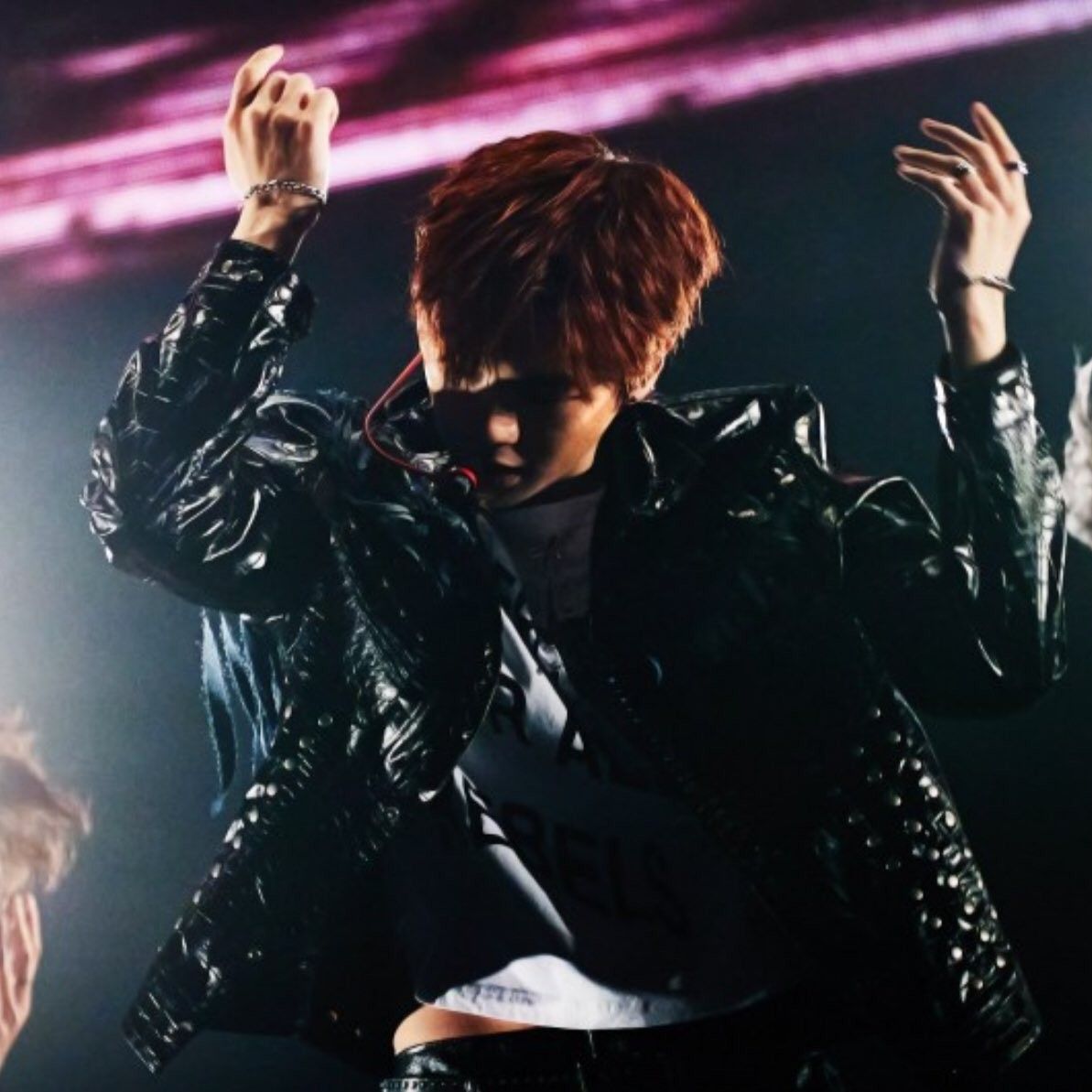 Behind-the-scenes cut of Kang Daniel