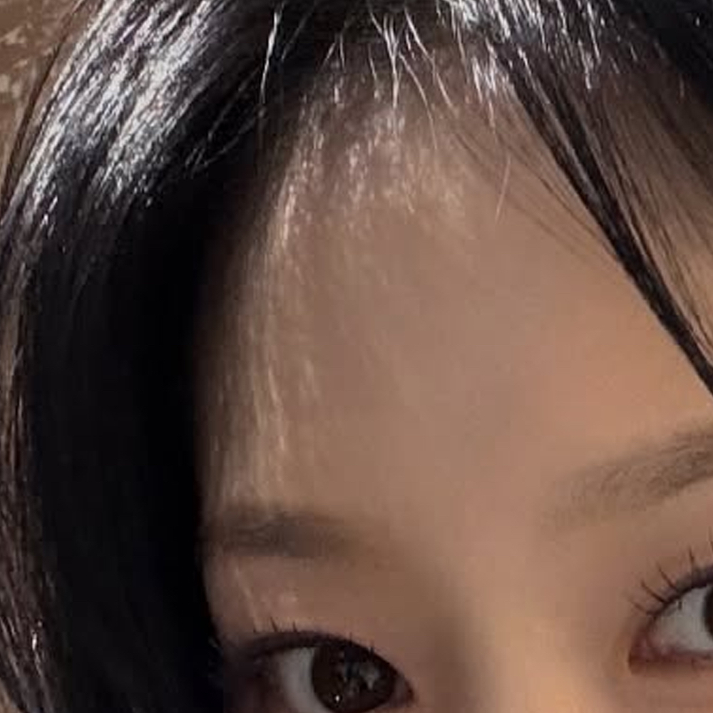 Recent activity shot of HyunJin (Loossemble)