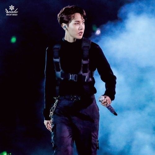 제이홉 (방탄소년단) 최근 활동샷