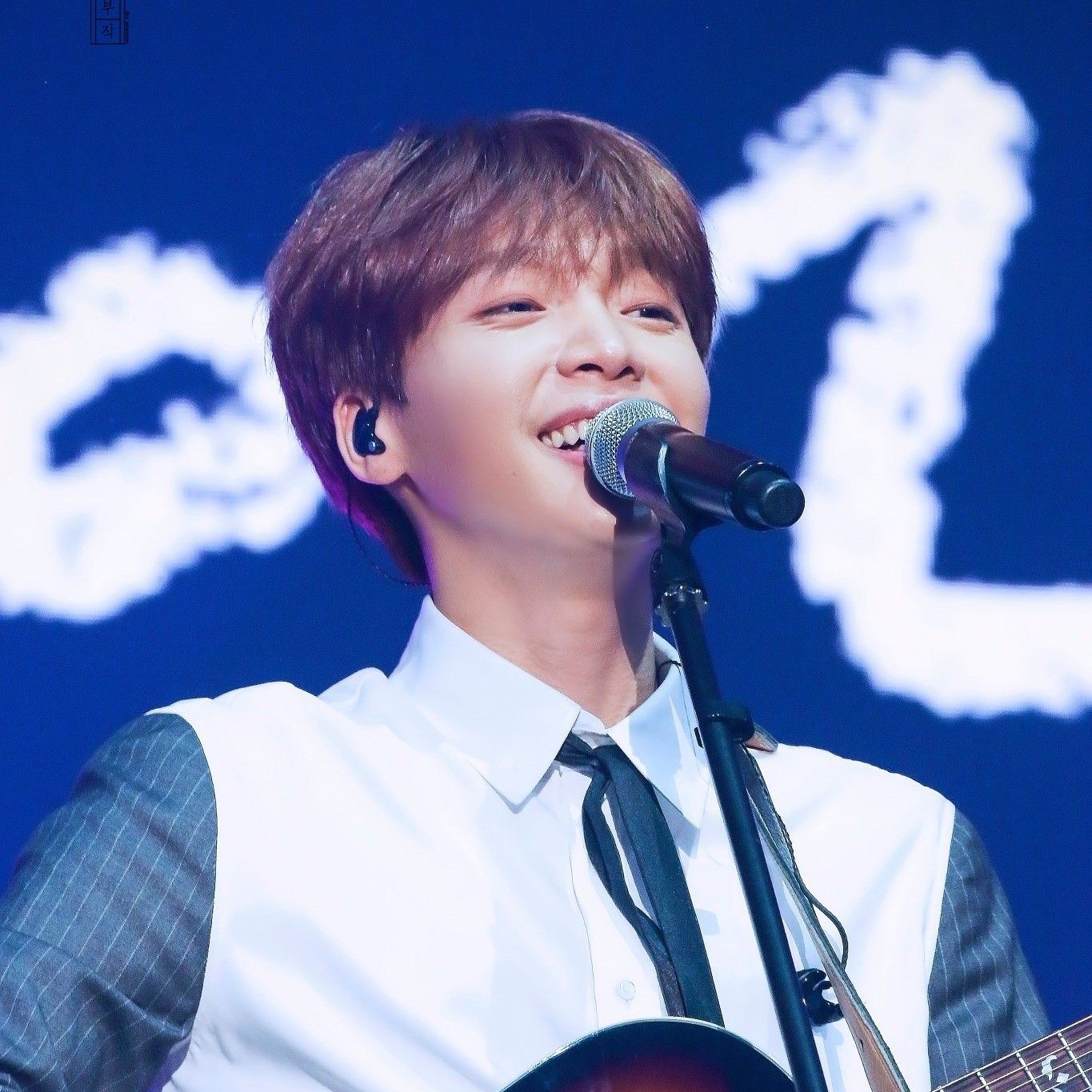 Recent activity shot of Jeong Sewoon