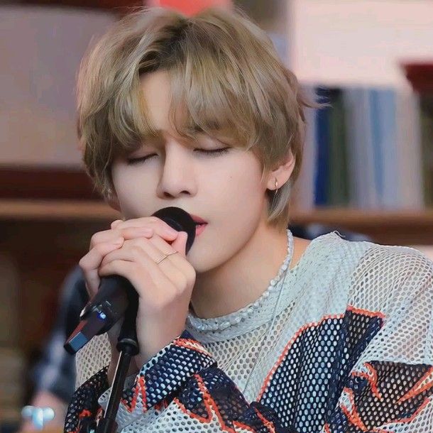 Recent activity shot of V (BTS)
