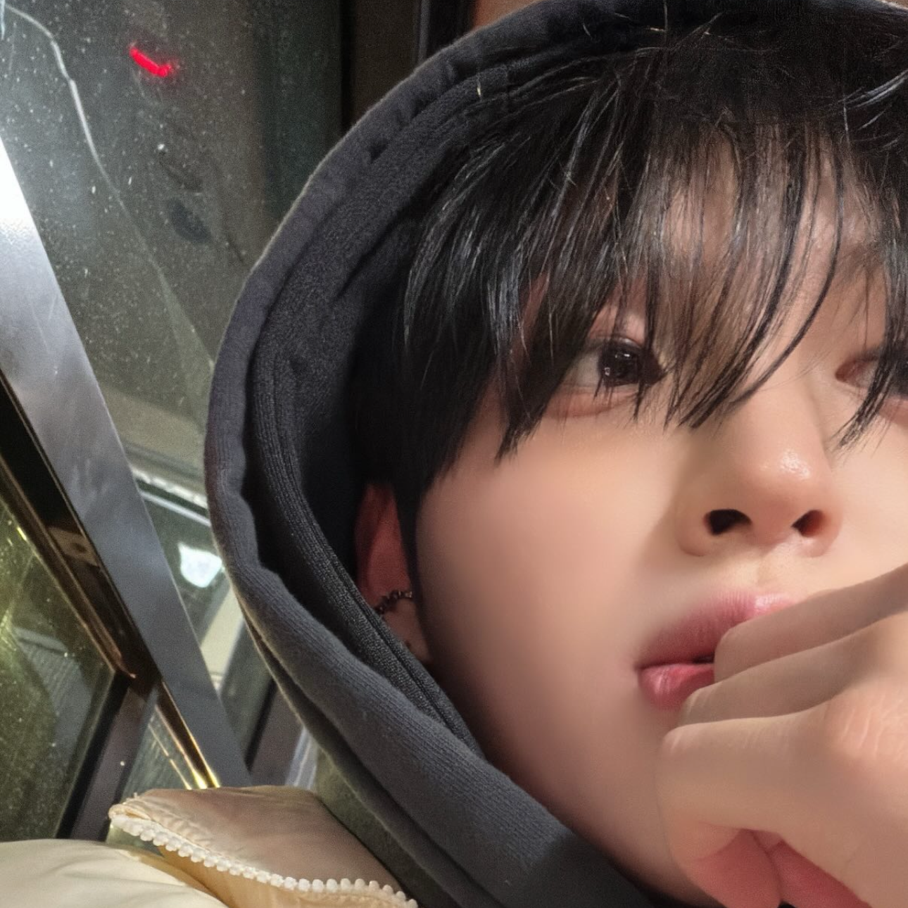 A moment captured by HEECHAN (DKB)'s fan