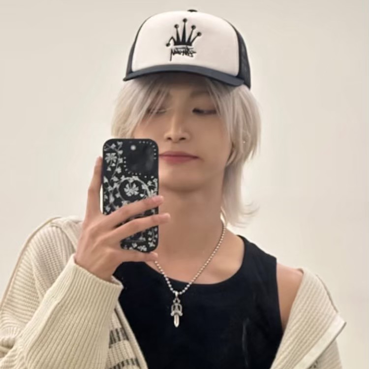 Recent activity shot of Seonghwa (ATEEZ)