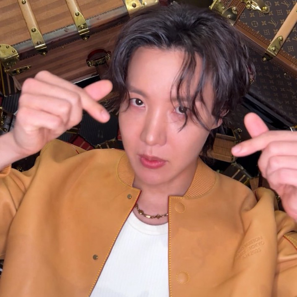 Latest photo of j-hope (BTS)