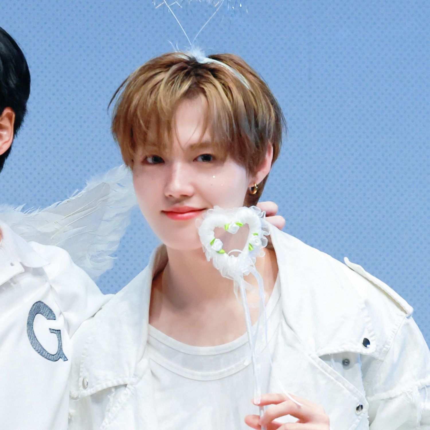 A moment captured by Doyoung (TREASURE)'s fan