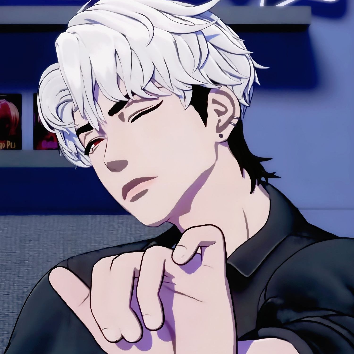 Foto aktivitas terbaru Eunho (PLAVE)