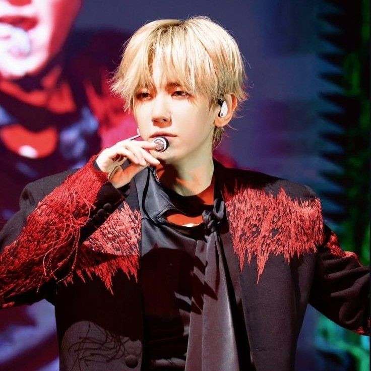 Recent activity shot of Baekhyun (EXO)