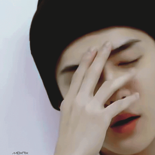 Behind-the-scenes cut of Sehun (EXO)