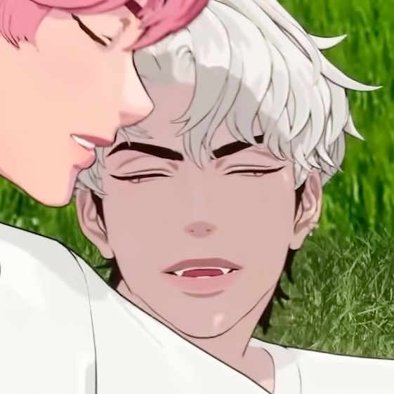 Foto aktivitas terbaru Eunho (PLAVE)