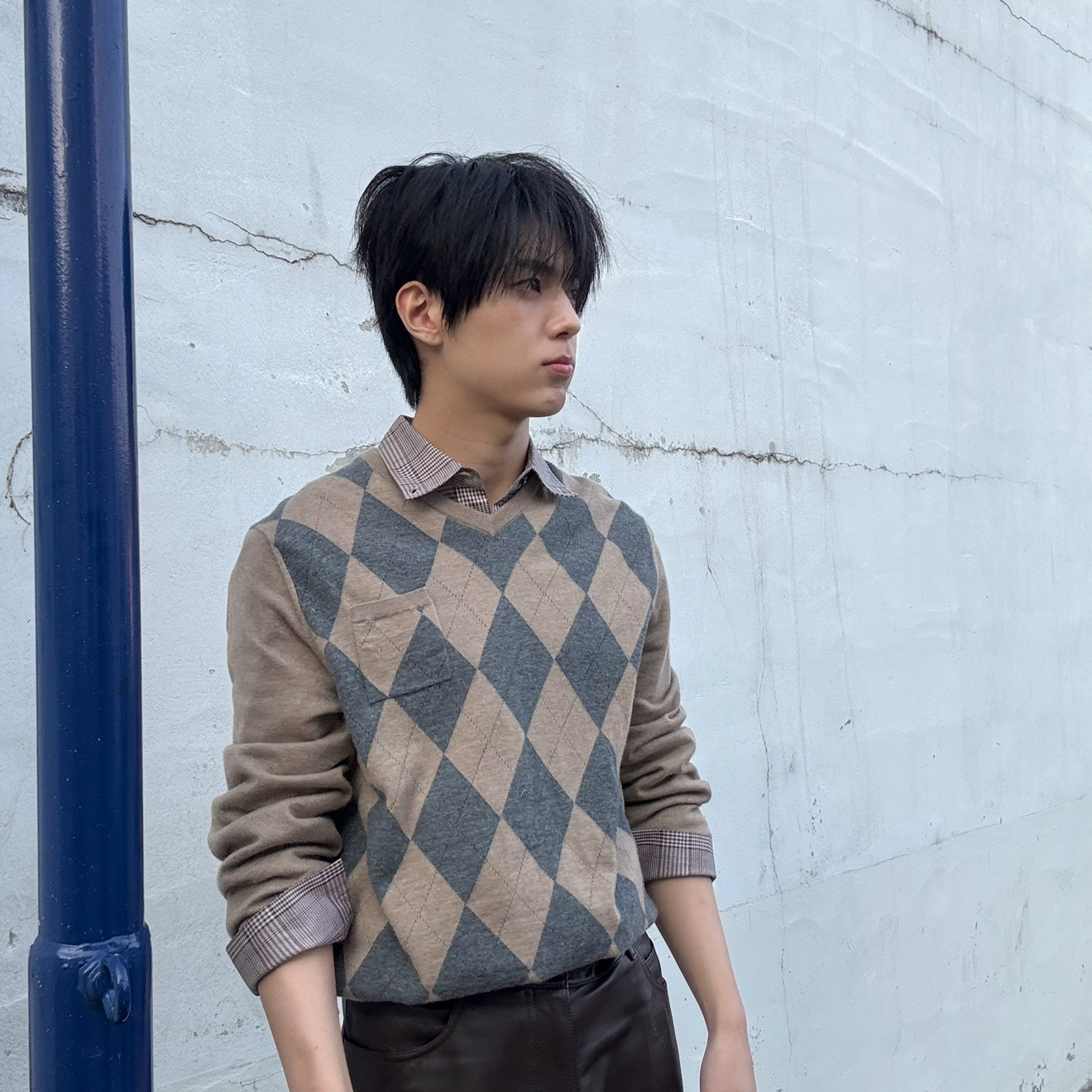 Behind-the-scenes cut of LEEJEONG (WHIB)