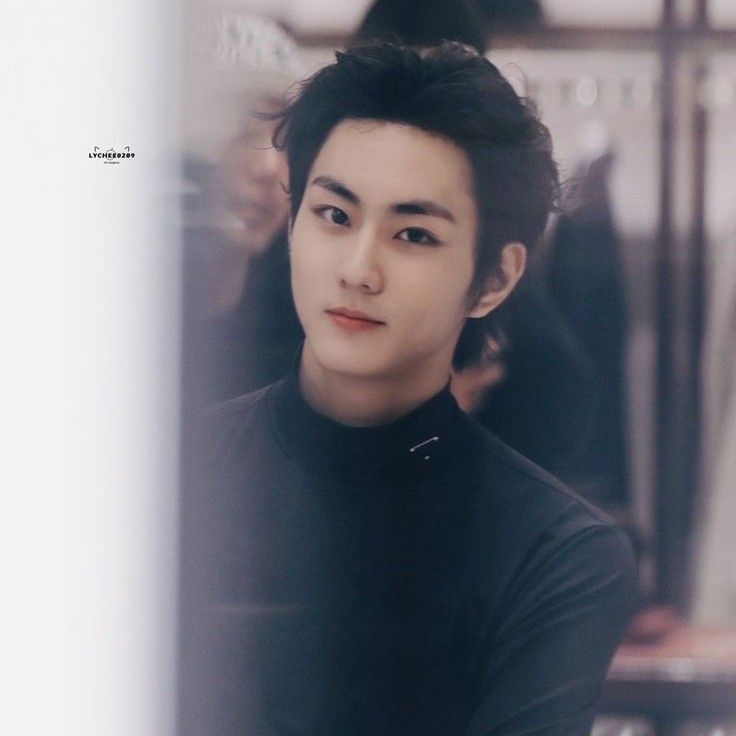 A moment captured by Jungwon (ENHYPEN)'s fan