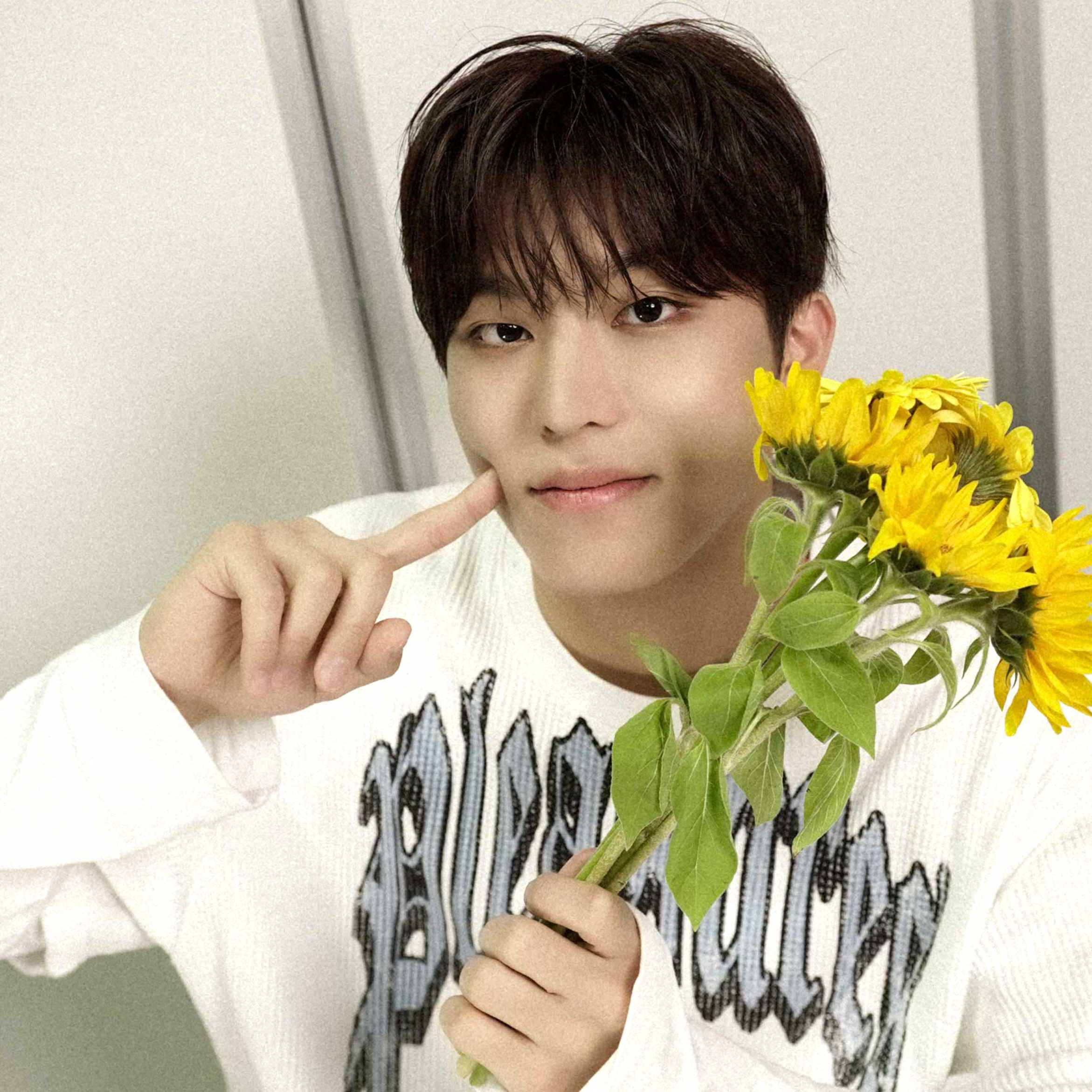 Behind-the-scenes cut of Park Jeongwoo (TREASURE)