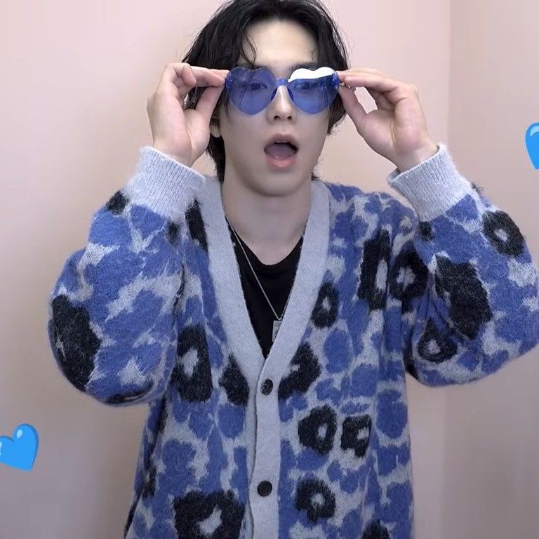 A moment captured by Rocky's fan