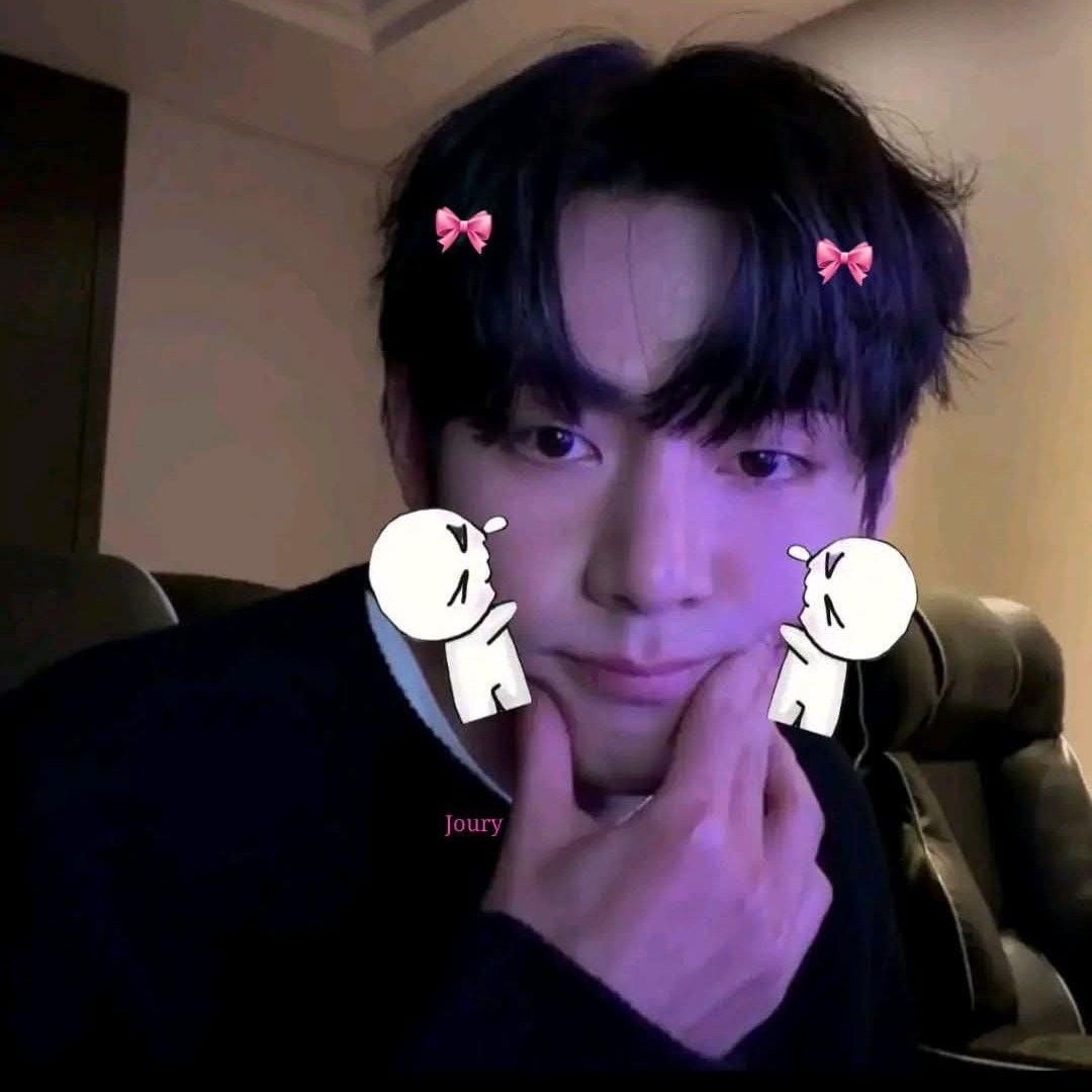 Latest photo of Moonbin (ASTRO)