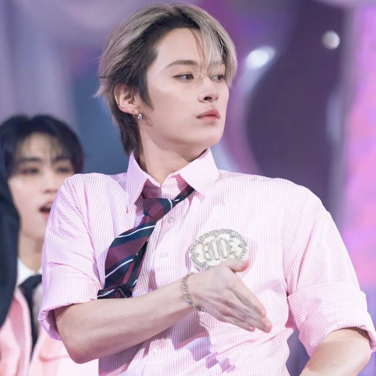 Behind-the-scenes cut of Stray Kids