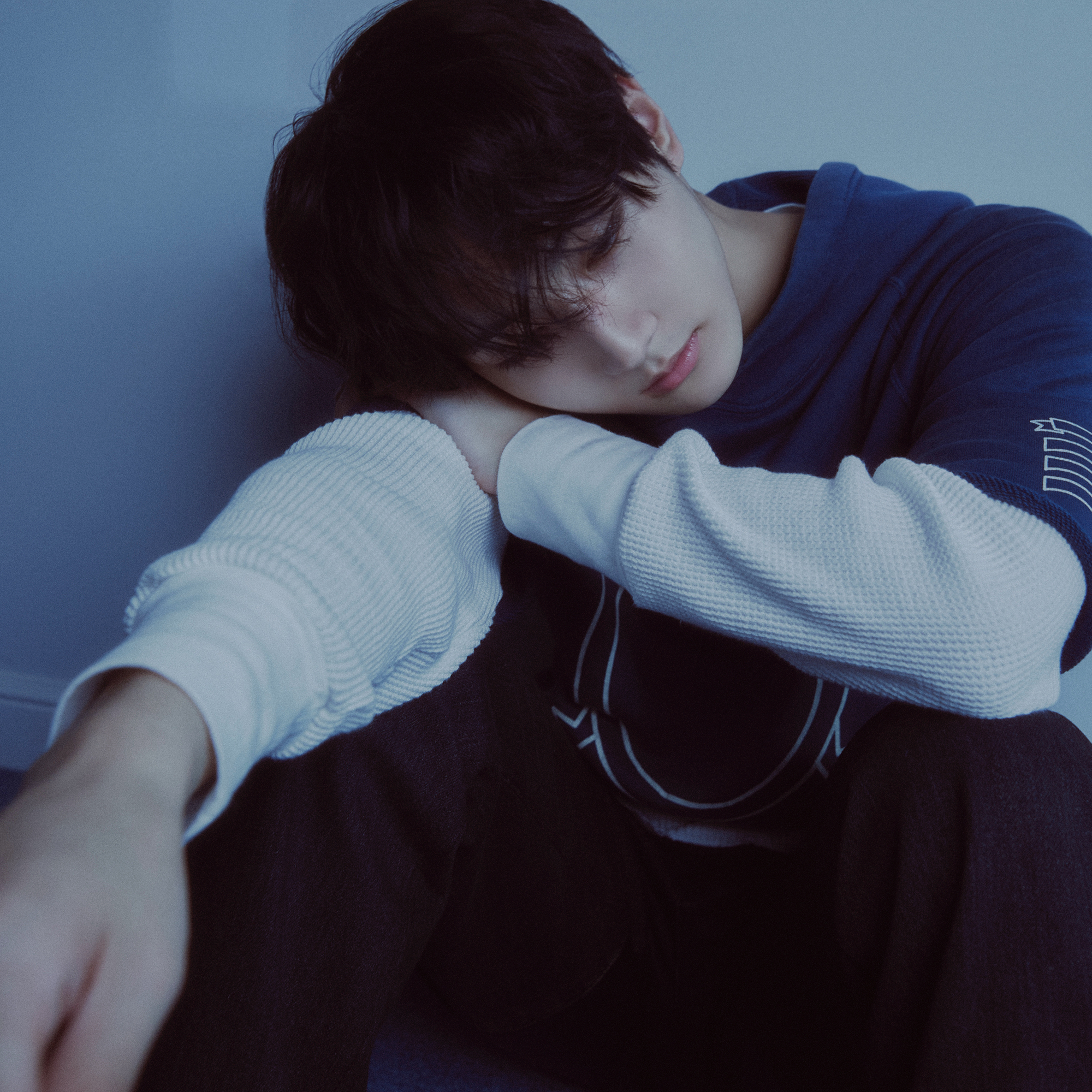 Behind-the-scenes cut of Jungwon (ENHYPEN)