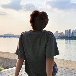 RM (防弹少年团)的幕后花絮